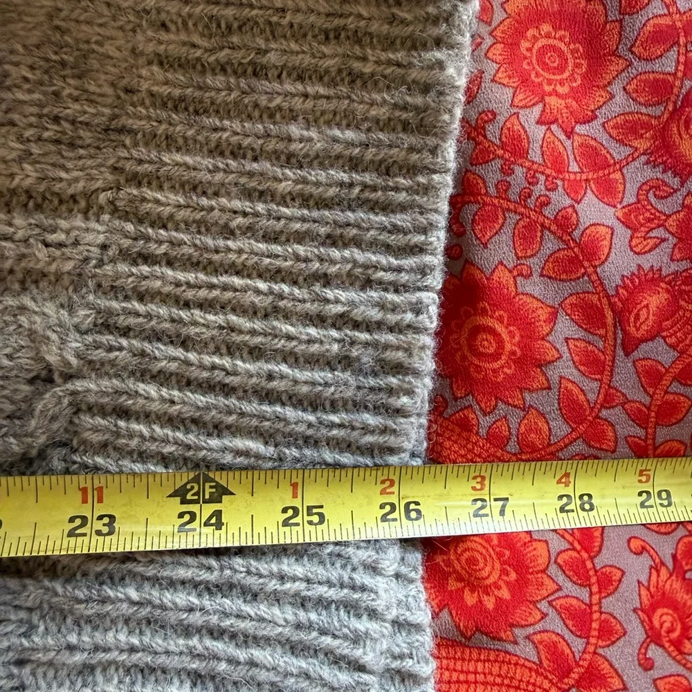 Nygårdsanna (100% undyed British Wool) Cable Knit Cardigan Sweater - Picture 6 of 6
